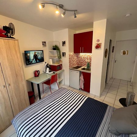 בורז'ה Beau Studio Centre Ville Et Proche Gare מראה חיצוני תמונה
